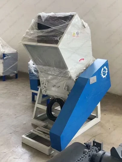 petite machine de broyeur de bouteilles en plastique à vendre