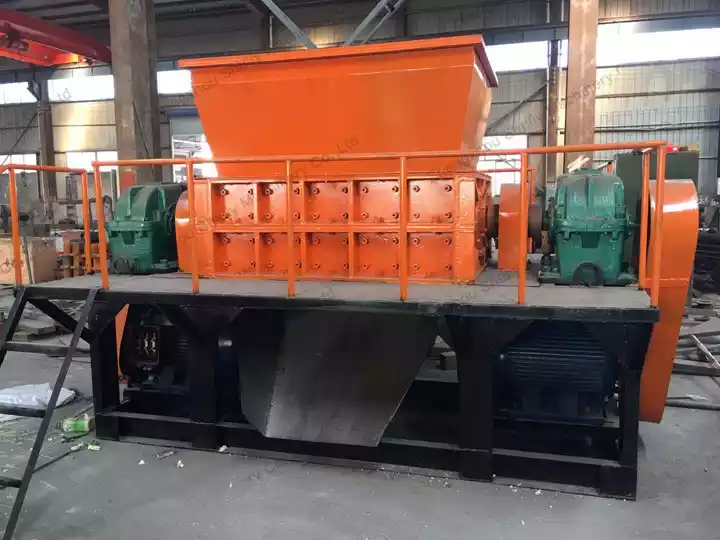 dual-shaft metal shredder